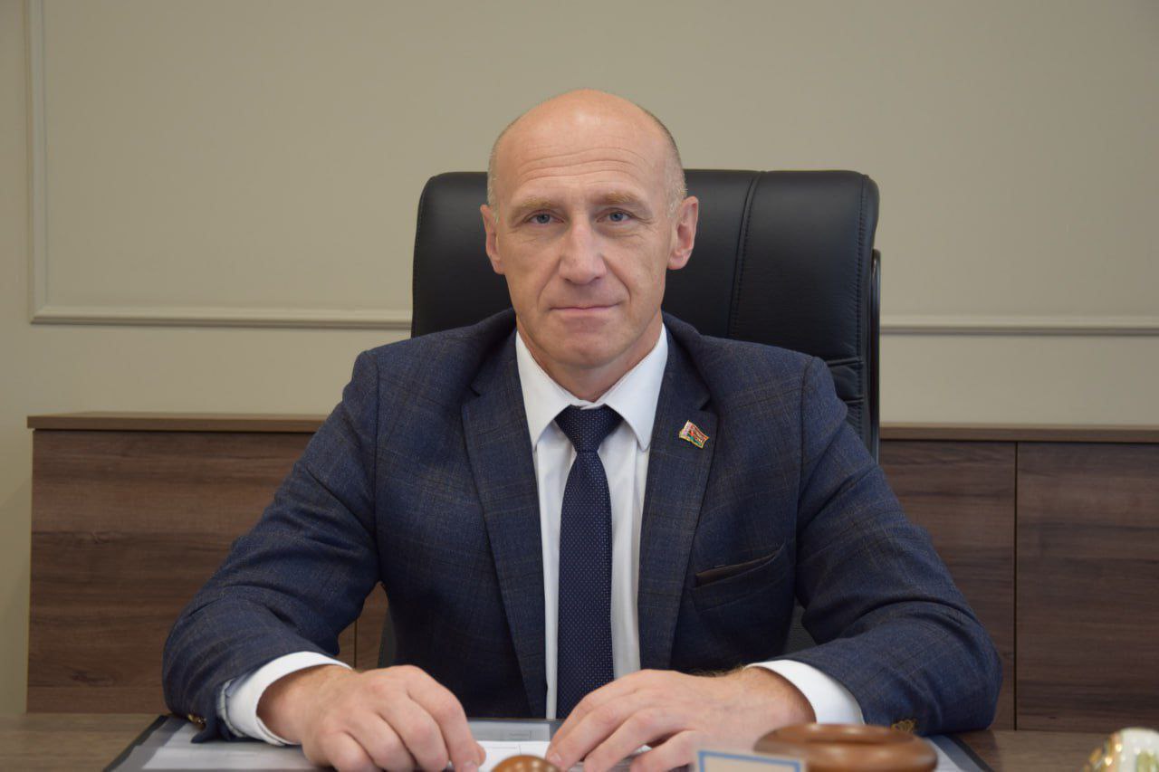 Уважаемые работники жилищно-коммунального хозяйства! Уважаемые жители нашей страны!